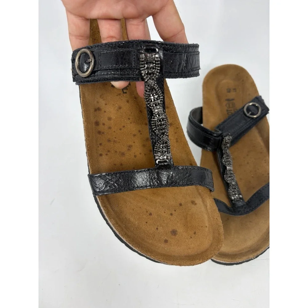 Naot Malibu Black Sandals Size 40 / 9 Leather Rhinestone T-Strap Slide Cork